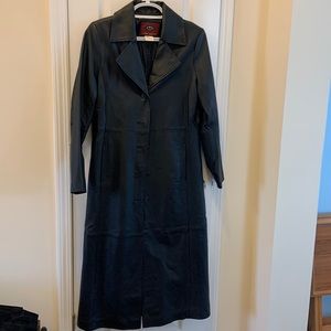 Ladies black 3/4 length black leather coat